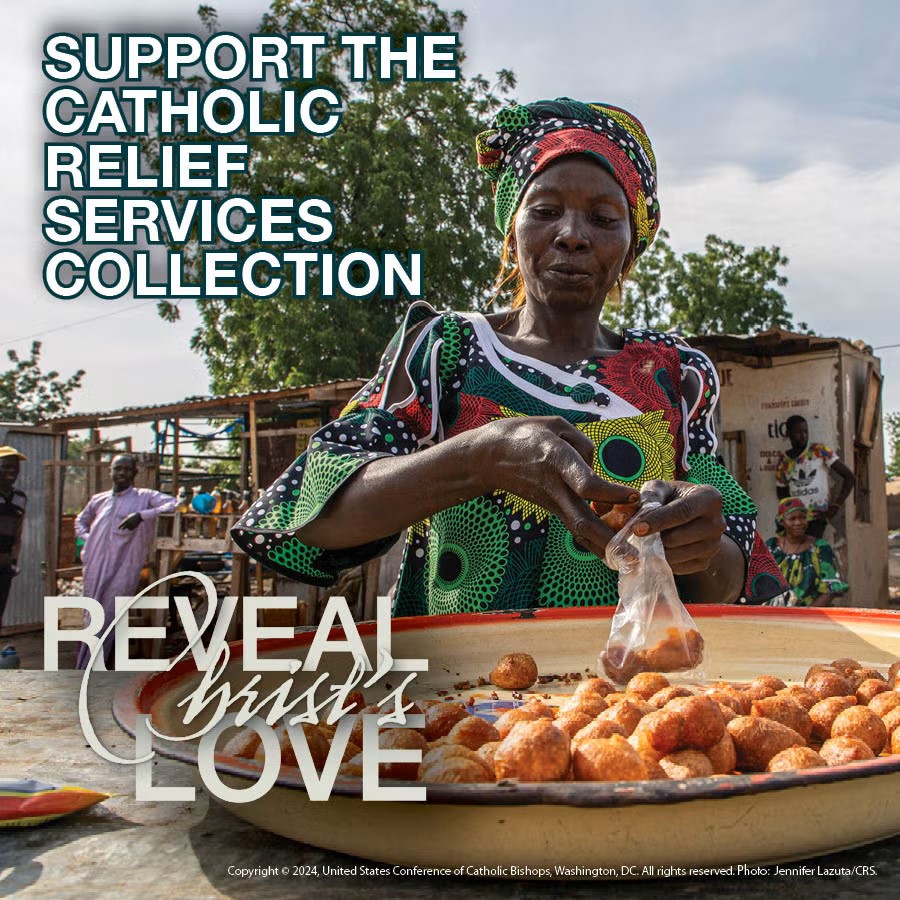 African woman packaging food